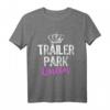 Trailer Park Queen Funny Redneck Camping Gift T-Shirt - Lustiges Camper Shirt für Frauen, Mutter, Schwester & Freunde als Geschenk