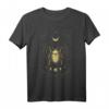 Ägyptisches geflügeltes Skarabäus Mondphase Tarot T-Shirt – Magisches Esoterik-Design für Tarot-Leser, Hexen & Okkulte, Perfekt für Halloween & Samhain