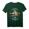 Unterschätze niemals einen alten Mann mit einem Wohnmobil T-Shirt – Lustiges Geschenk für Camper, Outdoor-Freaks & Roadtrip-Liebhaber