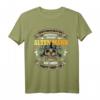 Herren Unterschätze niemals Alten Mann auf Motorrad T-Shirt – Perfekt für Motorradtreffen, Vatertag & Ruhestand mit Totenkopf Style