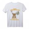 Lustiges Lederhosen-T-Shirt mit Hirschmotiv für Oktoberfest & Volksfeste – Perfekt für Männer & Jungen