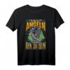 Herren Angeln Karpfen Opa Rentner Lustig Spruch Geschenk T-Shirt – Perfektes Angelgeschenk für Männer, Opas & Rentner