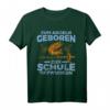Zum Angeln geboren zur Schule gezwungen T-Shirt - Lustiges Angler Spruch für Schüler, Geburtstag & Weihnachten Geschenkidee