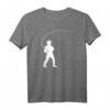 Angler mit Angelrute T-Shirt – Klassisch geschnittenes Fischer-Shirt für Wasserliebhaber & Hobbyangler