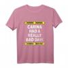 Warning Carina Had A Really Bad Day T-Shirt – Personalisierte lustige Geschenkidee für Mädchen bei schlechten Tagen