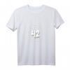 The Answer is 42 T-Shirt - Humorvolles Sci-Fi Oberteil mit Zitat, Perfekt als Geschenk zu Weihnachten, Geburtstag oder einfach so!