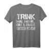 Sauf Shirt Partyoutfit Trink mal mehr – Lustiges Bier Spruch T-Shirt für Männer, Junggesellenabschiede & Partyurlaub