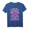 Lustiges Dart T-Shirt mit Spruch für Damen - Perfektes Geschenk für Dartspielerinnen, Mütter & Omas, ideal zu Geburtstag & Weihnachten