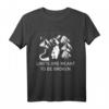 Bergsteiger Wanderer T-Shirt für Outdoor-Fans - Geschenk für Wanderfreunde und Bergsteiger mit Motiv 'Limits are meant to be broken'