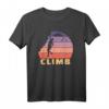 Climb | Bergsteiger und Kletter T-Shirt mit Vintage Sonnenuntergang – Perfekt als Geschenk für Kletterer, Bergsteiger & Abenteuerliebhaber