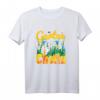 Vintage Gartenchefin T-Shirt mit Blumenwiese und Bienen - Perfekt für Hobbygärtnerinnen und Pflanzenliebhaberinnen im Frühling und Sommer