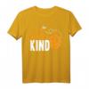 BEE KIND Retro Imker T-Shirt - Witziges Bienen Wortspiel für Honigliebhaber, Imker & Naturliebhaber, Perfektes Geschenk zu Weihnachten, Vatertag, Muttertag & Geburtstag