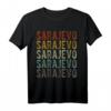 Sarajevo City Bosnien und Herzegowina Retro T-Shirt - Klassisch geschnitten mit doppeltem Saum, ideal als Souvenir und Modeartikel