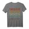 Sarajevo City Bosnien und Herzegowina Retro T-Shirt - Klassisch geschnitten mit doppeltem Saum, ideal als Souvenir und Modeartikel