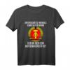 Ossi - Unterschätze niemals einen alten Mann der in der DDR T-Shirt – Nostalgisches Ostalgie-Shirt für DDR Liebhaber & Ostdeutschland Fans
