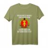 Ossi - Unterschätze niemals einen alten Mann der in der DDR T-Shirt – Nostalgisches Ostalgie-Shirt für DDR Liebhaber & Ostdeutschland Fans