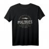 Retro Malediven im Vintage-Stil T-Shirt – Klassisch geschnitten für Malediven-Reisen & Urlaubserinnerungen
