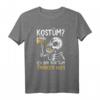 Lustiges Halloween T-Shirt mit Spruch »Kostüm? Ich Bin Nur Zum Trinken Hier« – Perfektes Kostüm, Deko und Geschenk für Gruselpartys