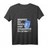 Bremst Du noch oder rekuperierst Du schon? Lustiges Elektroauto T-Shirt im Retrodesign für umweltbewusste Autofahrer