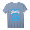 Nur ein Mann, der Camping liebt T-Shirt – Perfekt für Camper, Wohnmobil- und Wohnwagen-Fans