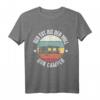 Der Tut Nix Der Will Nur Campen Vintage Camping T-Shirt – Lustiges Geschenk für Camper, Wohnmobil- und Van-Reisende, perfekt zu Weihnachten & Geburtstag