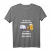 Damen T-Shirt mit V-Ausschnitt: Ich bin eine einfache Frau, mag Camping und Bier – Perfekt als Geschenk für Camping- und Bierliebhaberinnen