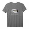 Camping Life mit Vintage Camper & Baum T-Shirt – Lustiges Outdoor-Shirt für Camper, Natur- und Wildnisliebhaber