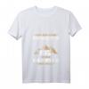 Damen Camping und Wein T-Shirt mit V-Ausschnitt – Lustiges Geschenk für Frauen, die Natur und Wein lieben