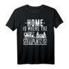 Camping Wohnmobil T-Shirt mit 'Home is where the Stellplatz is' Motiv – Perfektes Outfit für Camping-Fans und Wohnmobil-Liebhaber
