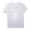Outdoor Camper Offizielles Camping T-Shirt – Perfektes Geschenk für Camper, Trekking- und Wanderfreunde sowie Roadtrip-Enthusiasten