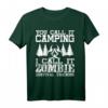 Zombie Survival Training Camping Shirt – Lustiges Halloween T-Shirt für Outdoor- und Zombie-Fans, Perfekt als Geschenk für Partys & Camping-Abenteuer
