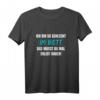 Ich bin so schlecht im Bett T-Shirt – Lustiges Männer T-Shirt für Geburtstag, Freund, Bruder oder Onkel