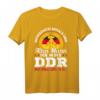 Alter Mann in der DDR aufgewachsen T-Shirt - Lustiges Ossi Spruch Geschenk für Vater, Opa & Ostdeutschland Fans