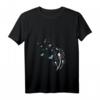 Damen Löwenzahn und Schmetterlinge Design V-Ausschnitt T-Shirt – Niedliches Blumenmuster für Naturliebhaberinnen, perfekt als Geschenk zu Ostern, Geburtstag & Weihnachten
