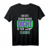 Dicht im Flieger - Party Malle T-Shirt für Mallorca-Urlauber & Partygänger, perfektes Geschenk für Malle Fans