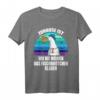 Zuhause ist wo die Möwen das Fischbrötchen klauen Moin Moin T-Shirt – Maritimes Norddeutschland Motiv für Heimatverbundene