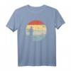 Angler beim Fliegenfischen auf Forelle, Lachs und Äsche T-Shirt – Retro Vintage Design, ideales Geschenk zu Weihnachten & Geburtstag für echte Angler
