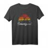 Schwarzwald Souvenir Hirsch Wandern Heimat T-Shirt für Damen & Herren – Vintage Motiv mit Bollenhut, perfekt für Schwarzwald-Fans, Wandern & Urlaub
