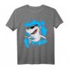 Lustiges Hai mit Sonnenbrille T-Shirt für Strand, Urlaub & Meer - Perfekt für Taucher, Meeresliebhaber & Sommerfans