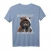 Witziges Katze T-Shirt mit Spruch 'Der Kaffee ist kaputt ich bin immer noch müde' – Perfekt für Kaffeeliebhaber und Katzenfreunde