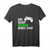 Eat Sleep Zocken Since 2007 Gamer T-Shirt – Lustiges Gaming Geschenk zum 14. Geburtstag, Weihnachten & für echte Pro Gamer