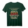 Geocaching Spruch auf der Suche nach dem Cache T-Shirt – Lustiges Geschenk für Schatzsucher zum Geburtstag