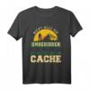 Geocaching T-Shirt - Manche suchen einfach nur den Cache Retro Vintage Design für Outdoor Abenteurer & Schatzsucher