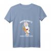 Damen T-Shirt mit Spruch 'Anerkannte Möhrchengeberin' – Lustiges Kaninchen & Häschen Design für Tierliebhaberinnen
