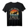 Lustiges Haifisch-Liebhaber T-Shirt – 'I Like Sharks and Maybe 3 People' als Geschenk für Taucher, Surfer & Meerestierfans