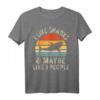 Lustiges Haifisch-Liebhaber T-Shirt – 'I Like Sharks and Maybe 3 People' als Geschenk für Taucher, Surfer & Meerestierfans