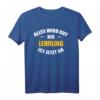 Alles wird gut, der Lehrling ist jetzt da! Lustiges Männer T-Shirt für besondere Anlässe mit Humor