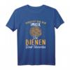 Vorsicht Vor Dem Imker Die Bienen Sind Harmlos T-Shirt - Lustiges Geschenk für Bienenzüchter & Bienenliebhaber