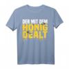 Imker Geschenk: Der mit dem Honig dealt Bienen & Imkerei T-Shirt – Lustiges Geschenk für Hobbyimker, Bienenzüchter & Imker-Vereine