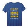 Lustiges Imker T-Shirt 'Vorsicht vor dem Imker, die Bienen sind harmlos' – Geschenkidee für Bienenliebhaber, Hobby-Imker & Imkervereine